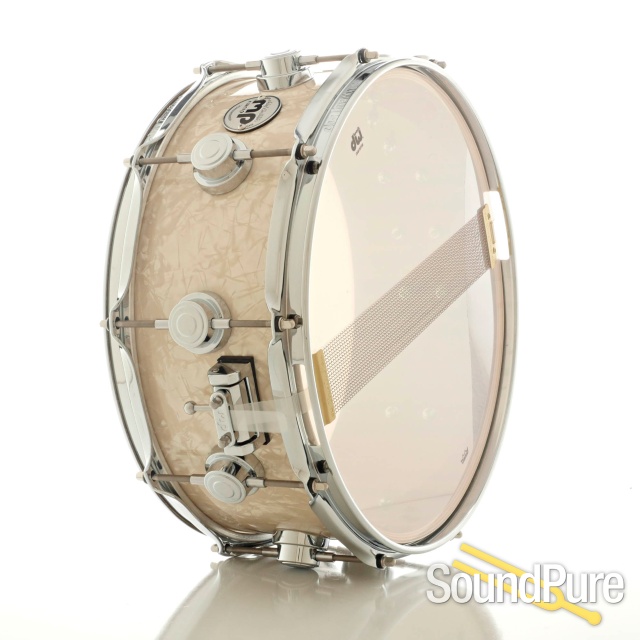 DW 6x14 Collectors Maple Mahogany Snare Drum-Marine Pearl — image 3