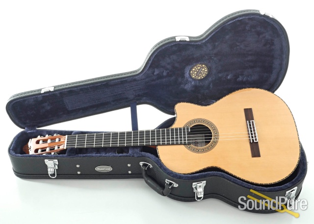 Hermanos Camps M-2000 SP/IN Classical Guitar #2211375 - Used — image 9