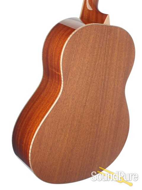 Larrivee L-05 Acoustic Guitar #130026 - Used — image 4