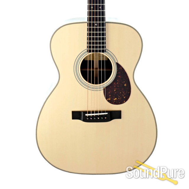 Eastman E20OM Adirondack/Rosewood Acoustic #M2125119 — image 1