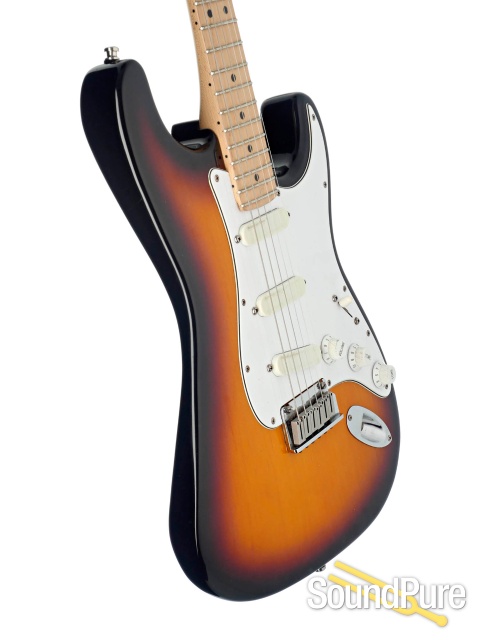 1993 Fender Stratocaster Plus #N3139617 - Used — image 2