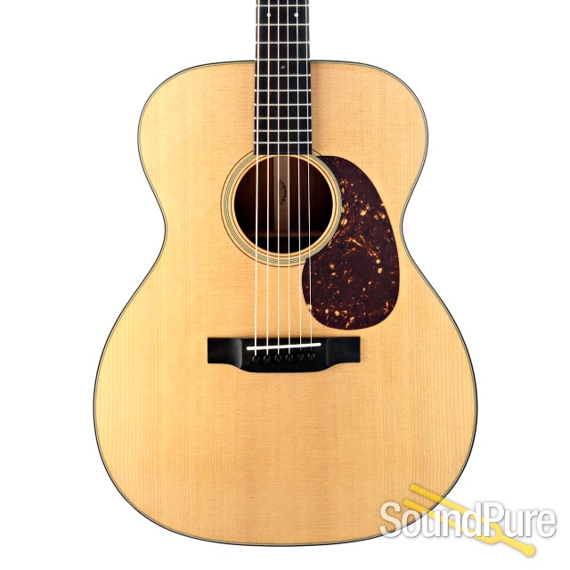 Martin 000-18 Sitka/Mahogany Acoustic Guitar 2550911 - Used — image 1