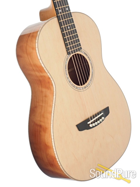Goodall 12 Fret Parlor Acoustic Guitar #ChP-12S 7025 — image 3