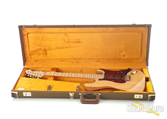 1992 Fender Deluxe Plus Stratocaster Guitar #N1062544 - Used — image 4