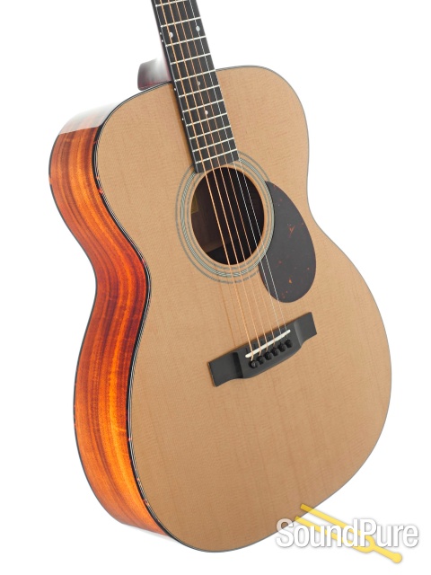 Eastman E6OM-TC Sitka/Mahogany Acoustic Guitar #M2200091 — image 3
