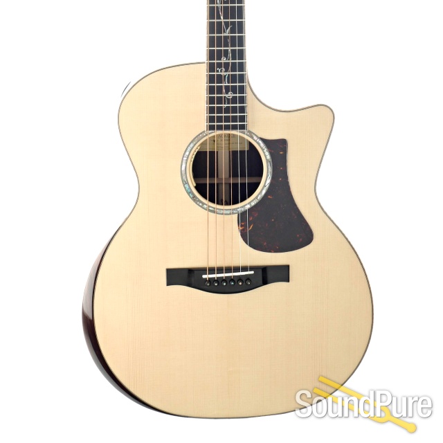 Eastman AC822CE Grand Auditorium Acoustic/Electric #M2208277 — image 1