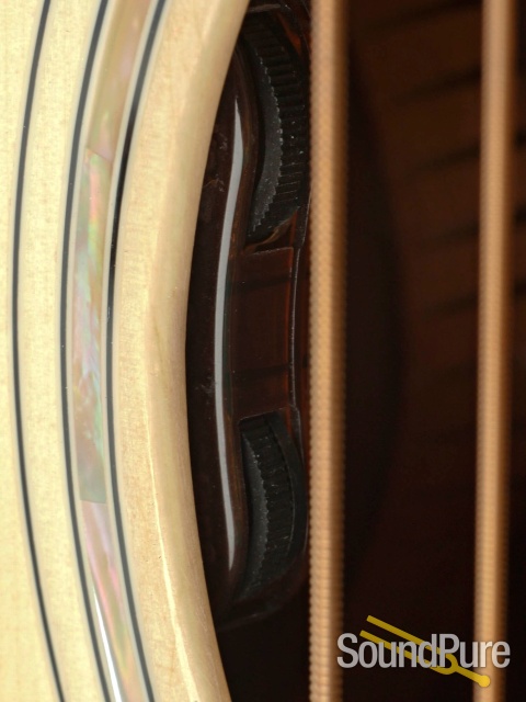 Eastman AC422CE Grand Auditorium Acoustic Guitar #M2119605 — image 2