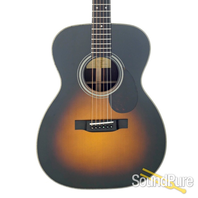 Eastman E20OM-SB Adirondack/Rosewood Acoustic #M2213643 — image 1