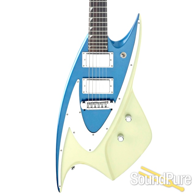 Backlund Model 400 Electric Guitar #VA1702340 - Used — image 1
