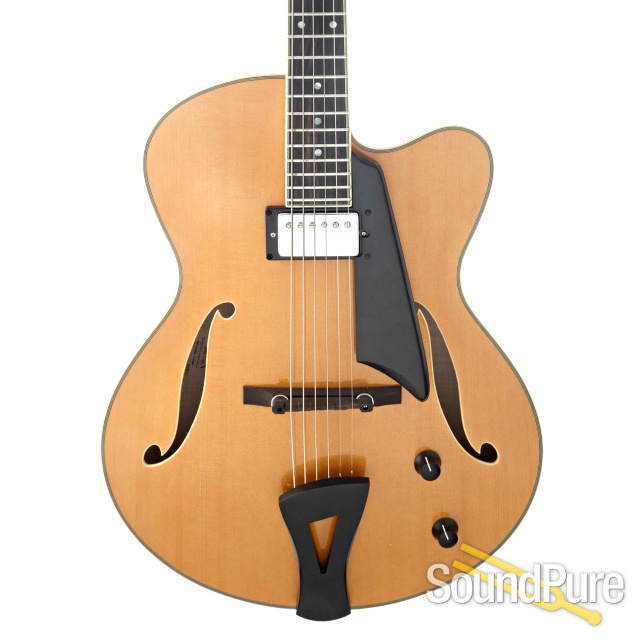 Comins GCS-16-1 Vintage Blonde Archtop Guitar #118167 — image 1