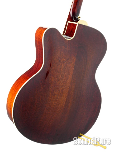 Eastman AR610CE Spruce/Mahogany Archtop #6587 - Used — image 4