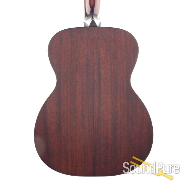 Bourgeois 00 Mahogany Acoustic Guitar #009020 - Used — image 7