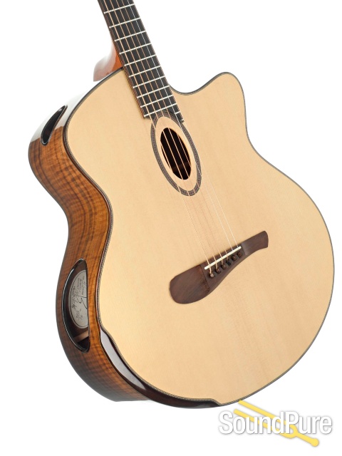 Alan Beardsell 2006 4G Spruce/Walnut Guitar #96 - Used — image 6
