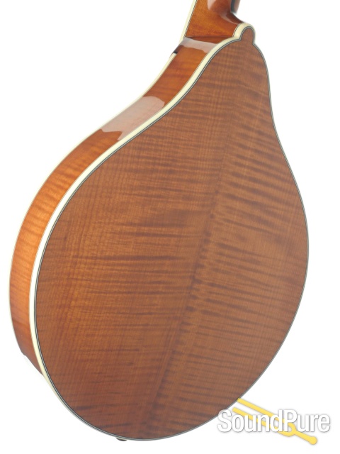 Bourgeois M5A Mandolin #M2209012 — image 4