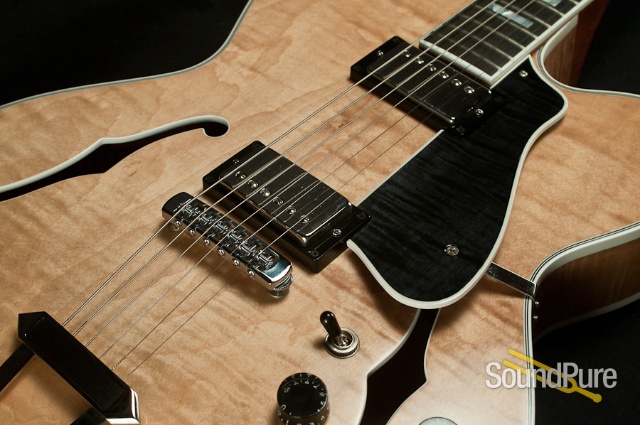 Heritage H550 Archtop Guitar - MINT — image 2