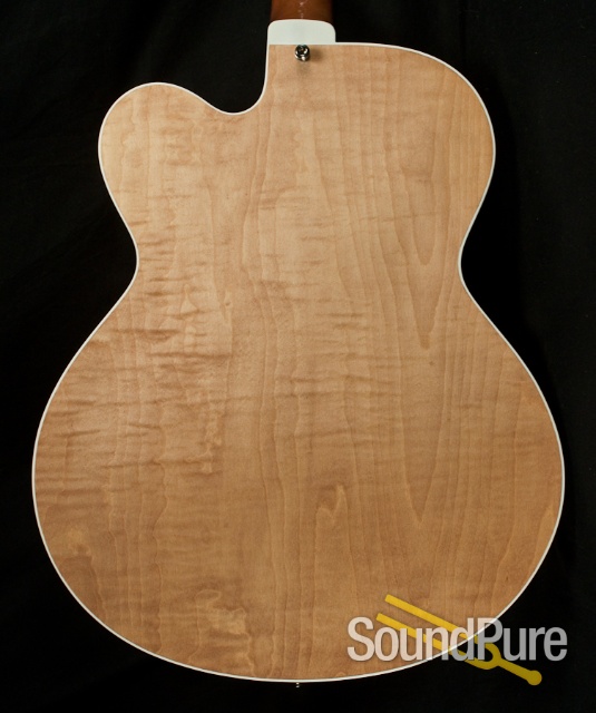 Heritage H550 Archtop Guitar - MINT — image 10