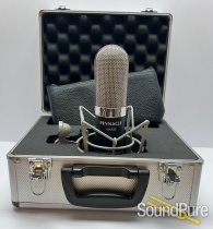Pinnacle Vinnie Deluxe Long Ribbon Microphone Pinnacle Vinnie Deluxe Long Ribbon Microphone