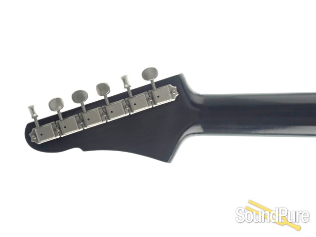 Eastman Juliet V-B-BK with Bigsby Electric Guitar #P2201596 — image 7