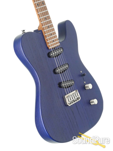 Tuttle Custom Classic T Trans Blue Satin Guitar #737 - Used — image 2