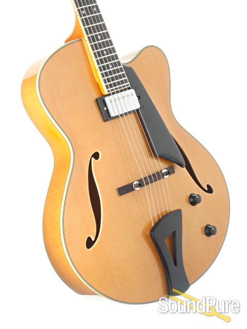 Comins GCS-16-1 Vintage Blonde Archtop Guitar #118179 — image 2