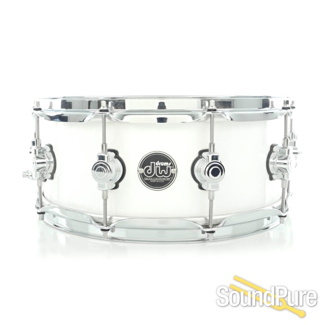 DW 5.5x14 Performance Series Snare Drum Ice White Used — image 1