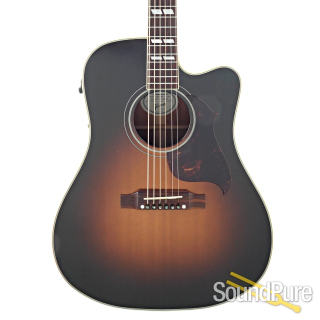Gibson Hummingbird Pro Acoustic Guitar #12212058 - Used — image 1
