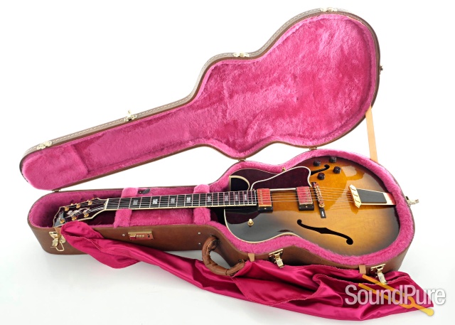 Gibson ES-775 Hollowbody Electric Guitar #90382359 - Used — image 5