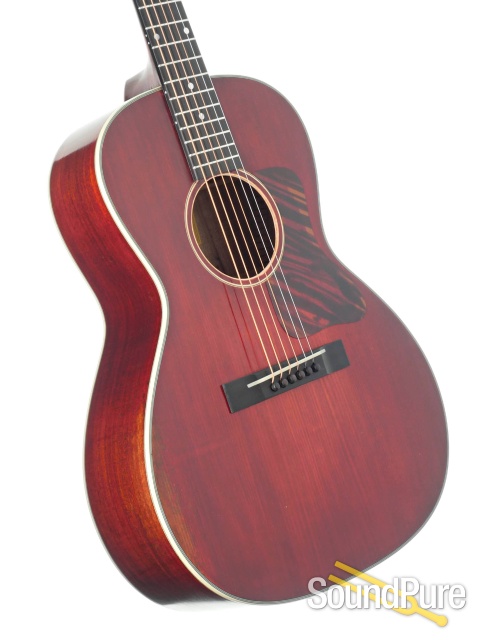 Eastman E10OOSS/V Adirondack/Mahogany Acoustic #M2250085 — image 2