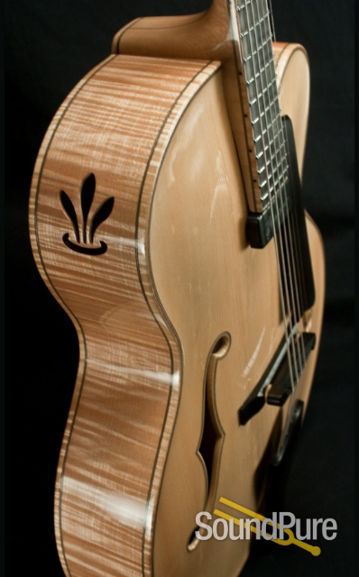 Buscarino Artisan Archtop Guitar - NEAR MINT! — image 1