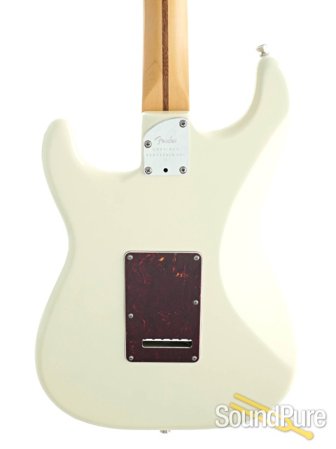 Fender Am Pro II Olympic White Strat #US210105908 - Used — image 4