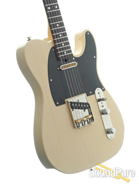 Elliott Guitars Trans White Sugar Pine Guitar #ET0046 — image 2