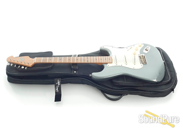 Mario Guitars S Charcoal Frost Relic Guitar #1122744 - Used — image 5