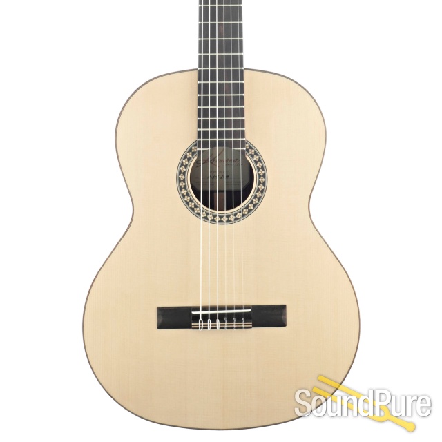 Kremona Romida Spruce/RW Nylon Guitar #10-017-2-06 - Used — image 1