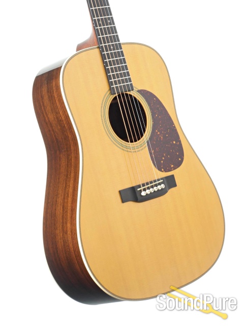 Martin HD-28 Sitka/Rosewood Acoustic Guitar #2479124 - Used — image 2