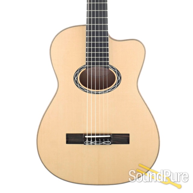 Eastman Cabaret-JB Nylon String Archtop #M2213266 — image 1