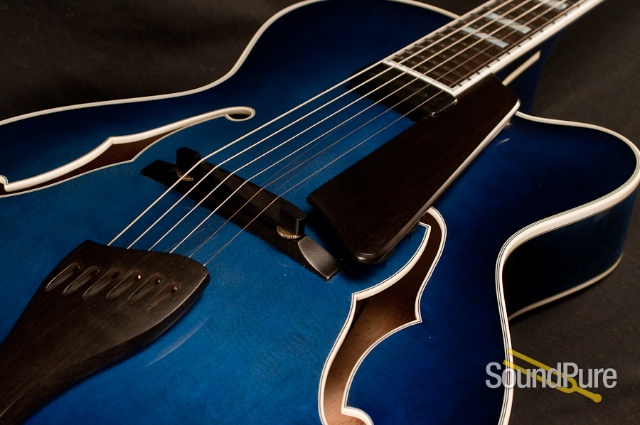 Buscarino Monarch Archtop Guitar - USED — image 6