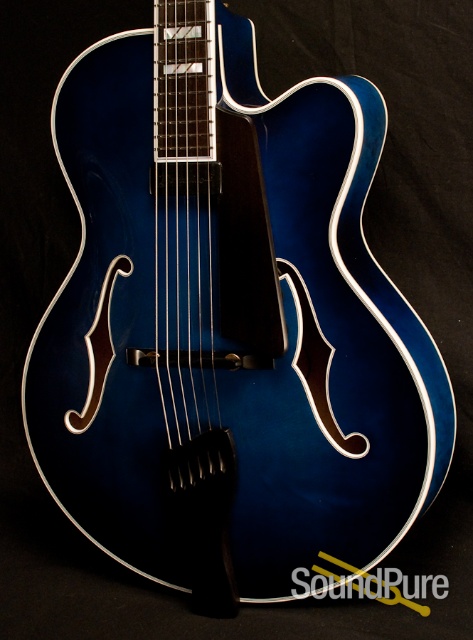 Buscarino Monarch Archtop Guitar - USED — image 12