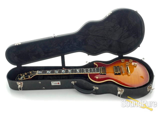 Gibson Les Paul Supreme Electric Guitar #1934320 - Used — image 4