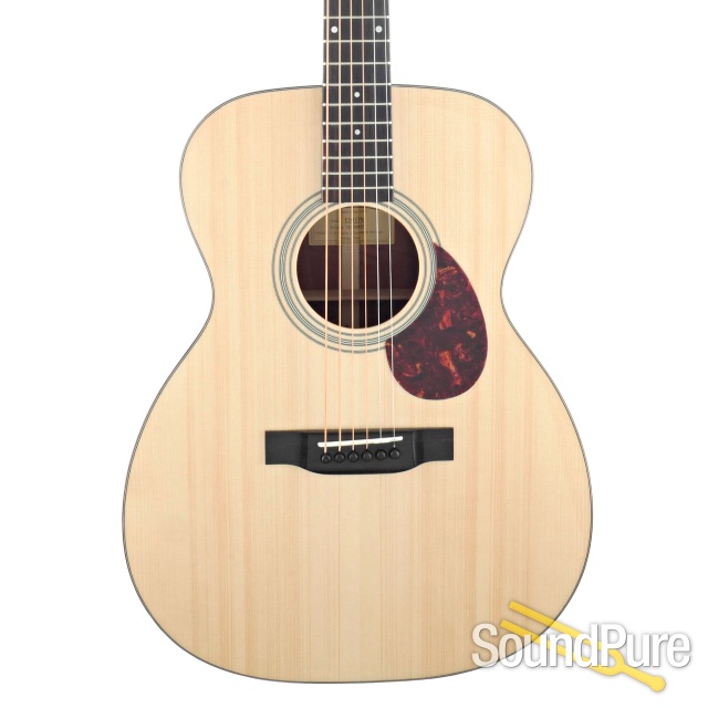 Eastman E10OM Adirondack/Mahogany Acoustic #M2238825 — image 1