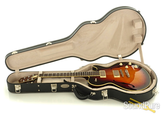 Collings SoCo Deluxe Electric Guitar #7012 - Used — image 4