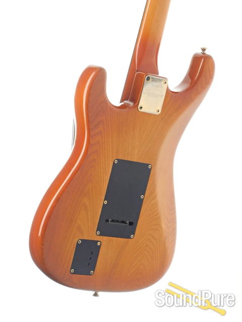 Levinson Blade R4 Honey Electric Guitar #97456 - Used — image 3