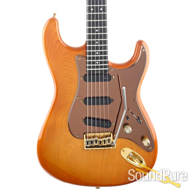 Levinson Blade R4 Honey Electric Guitar #97456 - Used — image 1