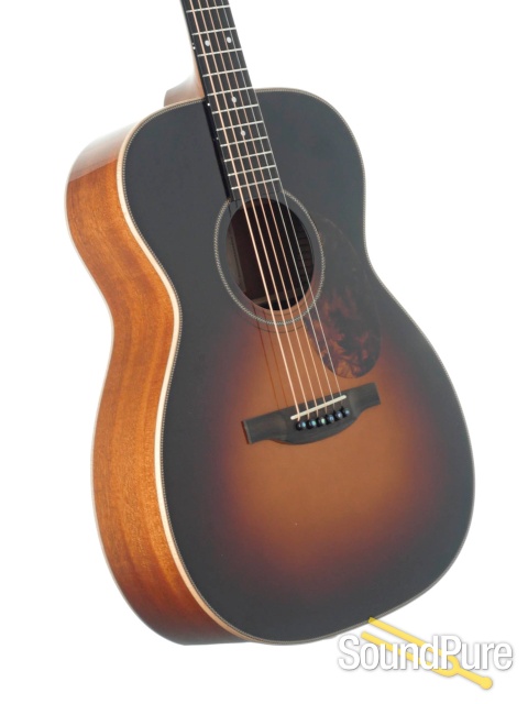 Boucher SG-41-B Adirondack/Mahogany #MY-1166-OMH - Used — image 2