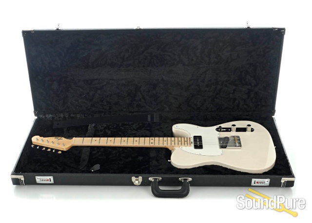 Michael Tuttle Custom Classic T Mary Kay White #594 - Used — image 4