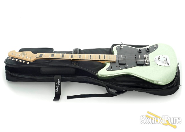 Mario Guitars Jazz Coke Bottle Green Electric Guitar #523825 — image 4