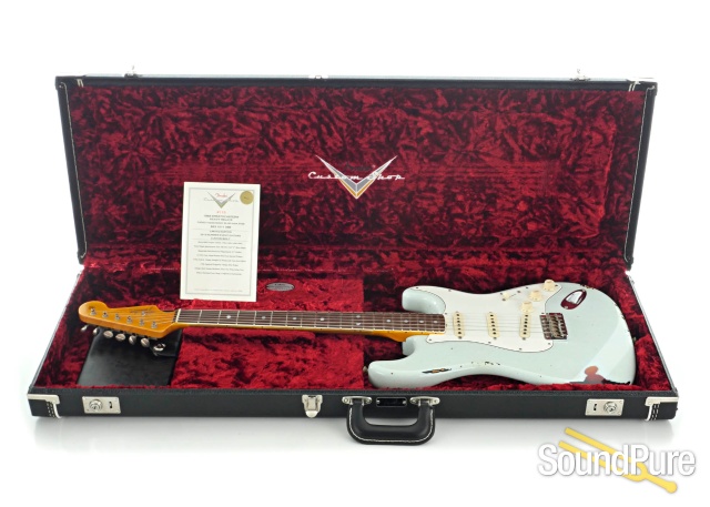 Fender CS '65 Heavy Relic Strat Guitar #CZ541568 - Used — image 6