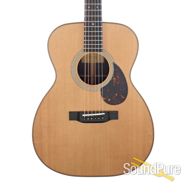 Eastman E20OM-MR-TC Acoustic Guitar #M2221805 — image 1