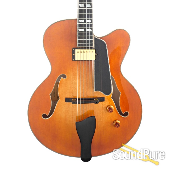 Eastman AR580CE-HB Honey Burst Archtop Guitar #L2300073 — image 1