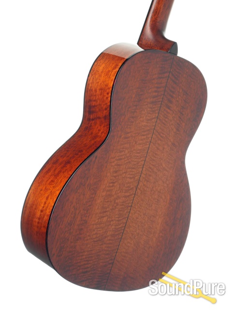 Eastman E10OO Adirondack/Mahogany Guitar #M2301186 — image 3