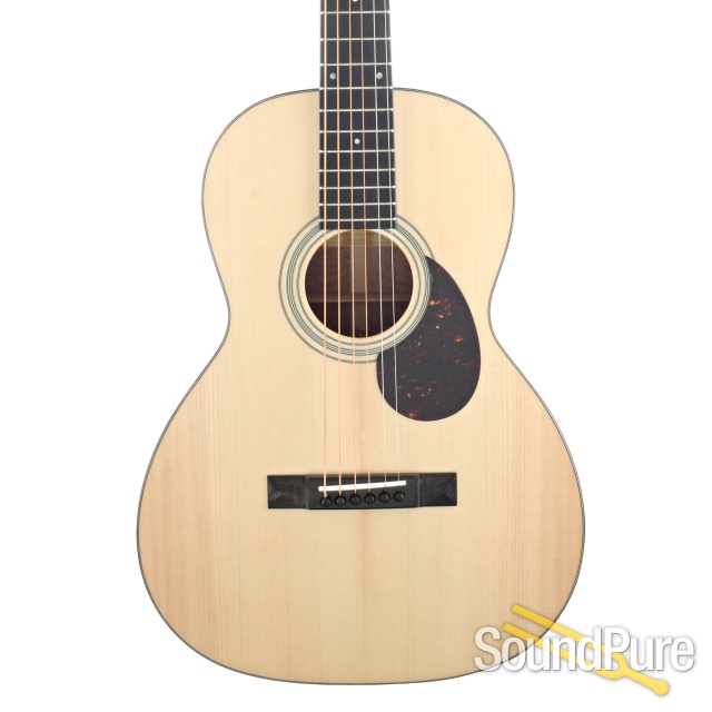 Eastman E10OO Adirondack/Mahogany Guitar #M2301186 — image 1